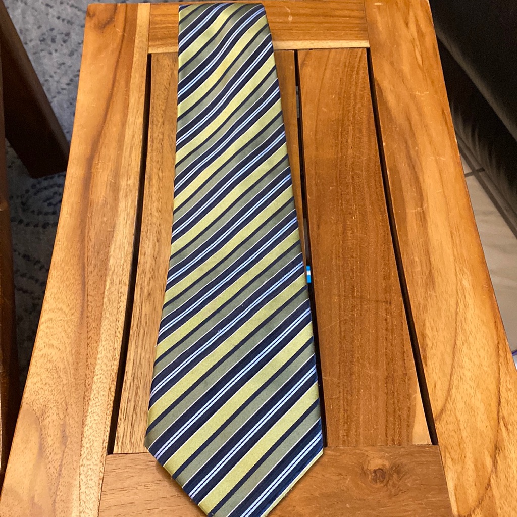 Studio Tie
